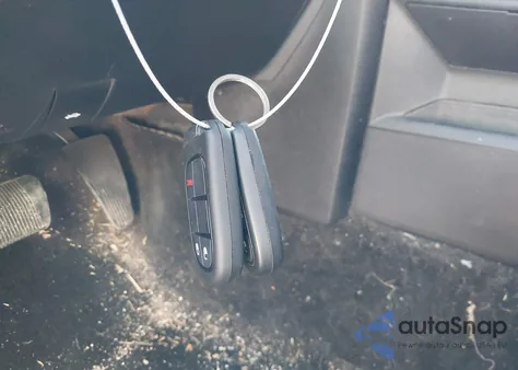 2017 Ram 1500 Rebel 4X4 5'7 Box from USA, damaged, VIN 1C6RR7YT7HS601112